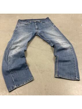 Loose fit Y2K Levi’s 559 Jeans 34x30